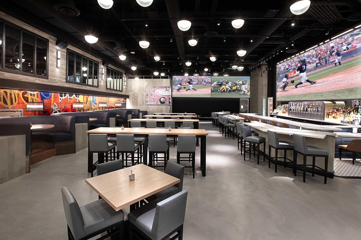 BLVD & MAIN Taphouse seating